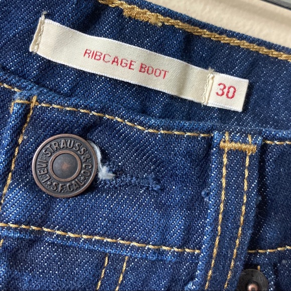 NWT Levi’s Premium Ribcage Boot Jeans in High Key Wash - Picture 11 of 14